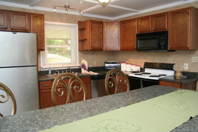 Property image 5 at 10 Fleetwood Drive, Concord, NC 28027