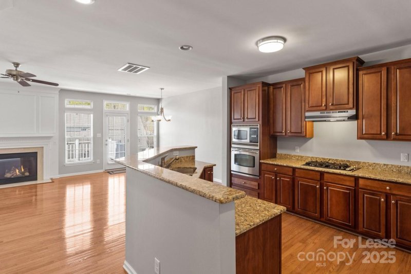 Property image 2 at 20433 Harbor View Drive, Cornelius, NC 28031