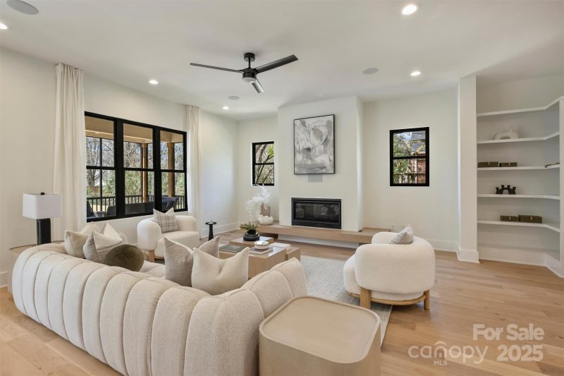 Property image 3 at 4808 Doris Avenue, Charlotte, NC 28205