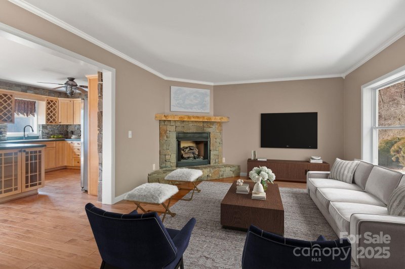 Property image 4 of 88 Mayflower Court in Campbell Mountain Estates, Waynesville, NC 28785