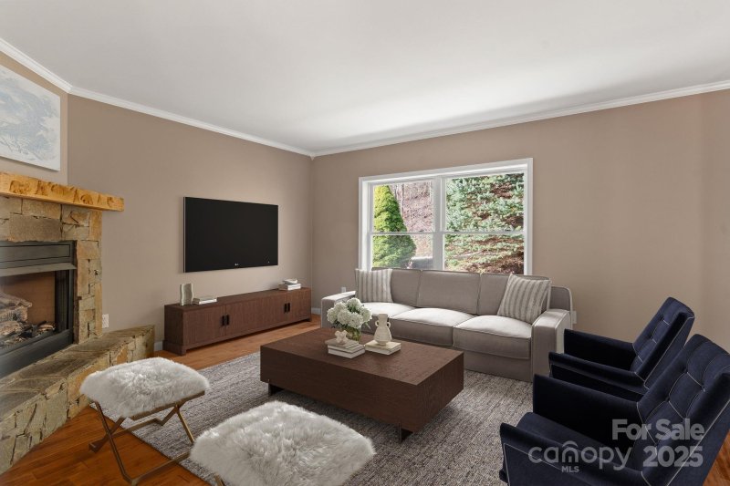 Property image 5 of 88 Mayflower Court in Campbell Mountain Estates, Waynesville, NC 28785