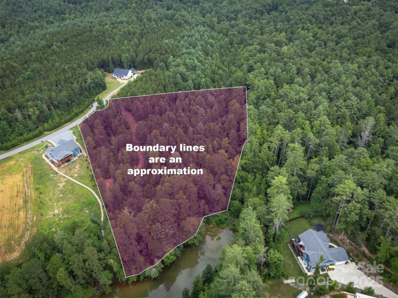 Waters Edge, Morganton Community