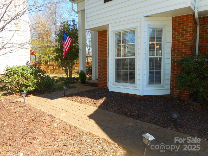 Property image 2 at 9331 Hanworth Trace Drive, Charlotte, NC 28277