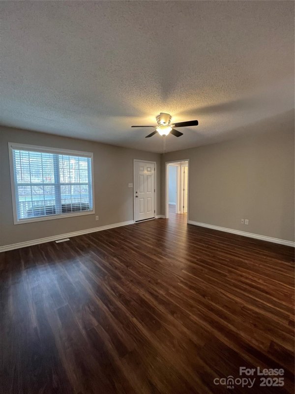 Property image 2 at 1504 Landsdowne Drive, Gastonia, NC 28054