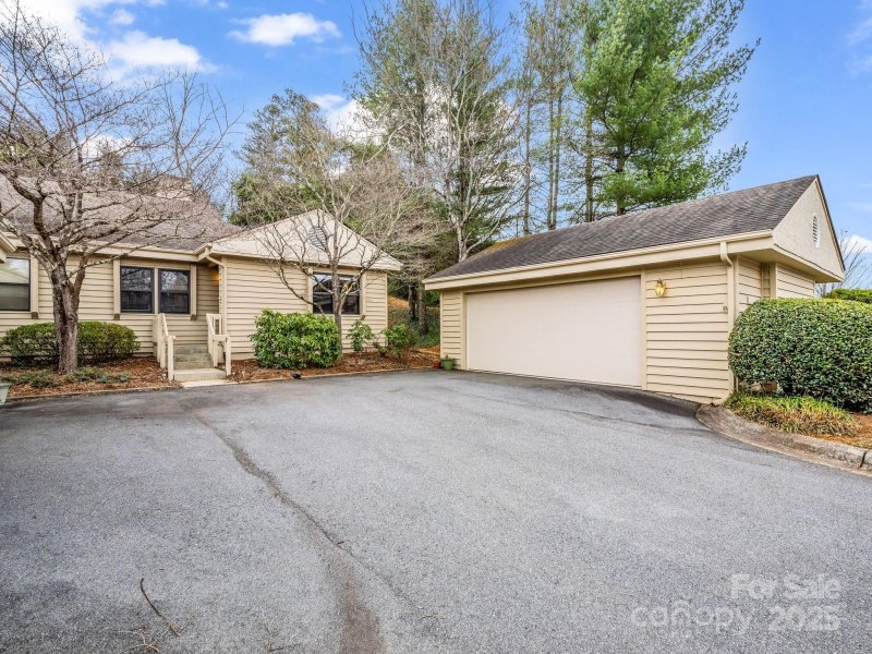 Property image 2 at 3103 Saint Augustine Place, Asheville, NC 28805