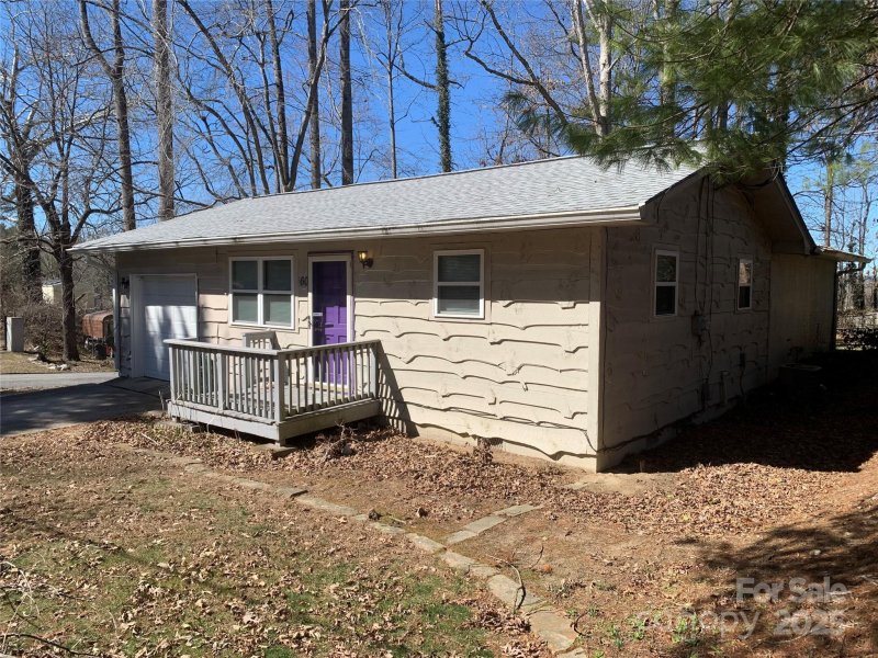 Property image 2 at 60 Blade Road, Hendersonville, NC 28791