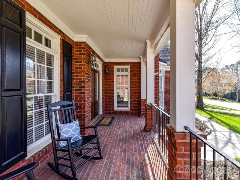 Property image 3 at 18322 Indian Oaks Lane, Davidson, NC 28036