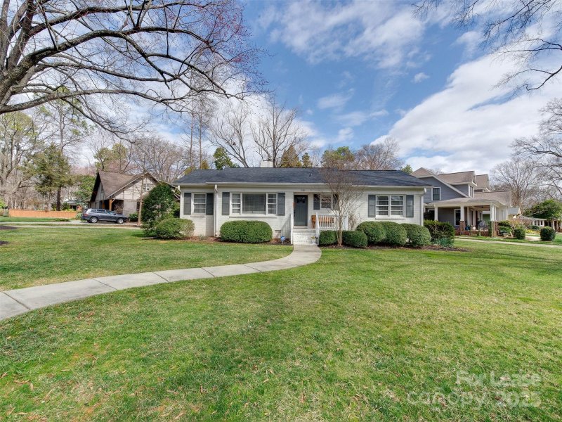 Property image 2 at 3221 Sunset Drive, Charlotte, NC 28209