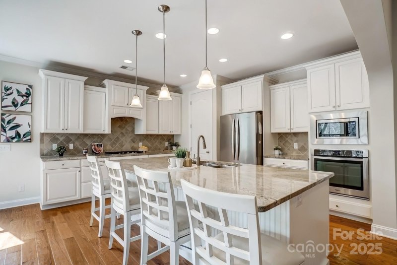 Property image 3 at 12811 Elkhorn Drive, Charlotte, NC 28278