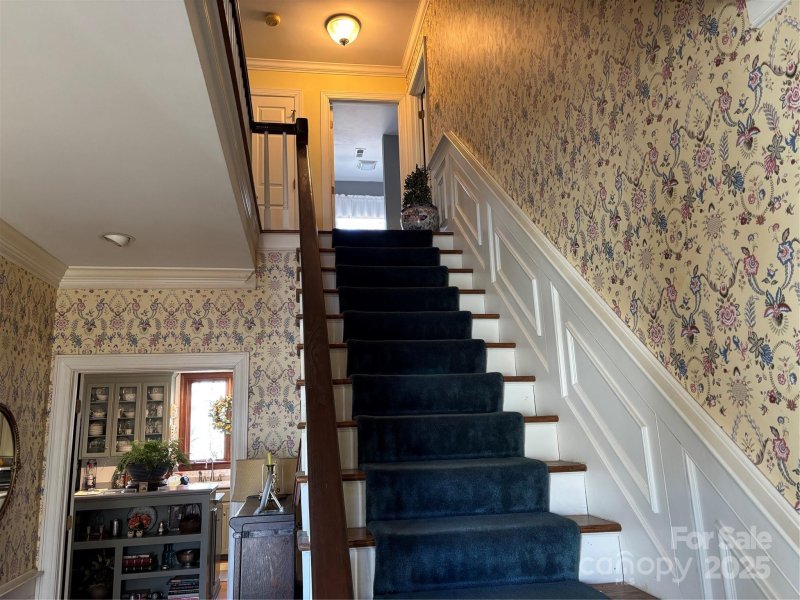 Property image 3 at 511 Glencurry Drive, Charlotte, NC 28214