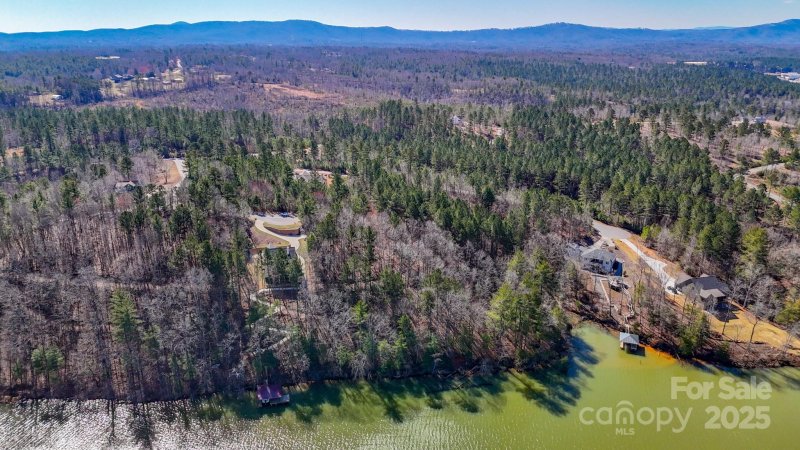 Property image 2 of 3005 High Vista Court in Lake Vistas, Connelly Springs, NC 28612