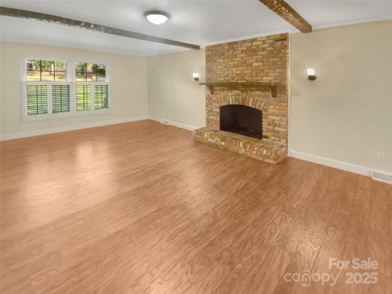 Property image 3 at 6813 Linda Lake Drive, Charlotte, NC 28215