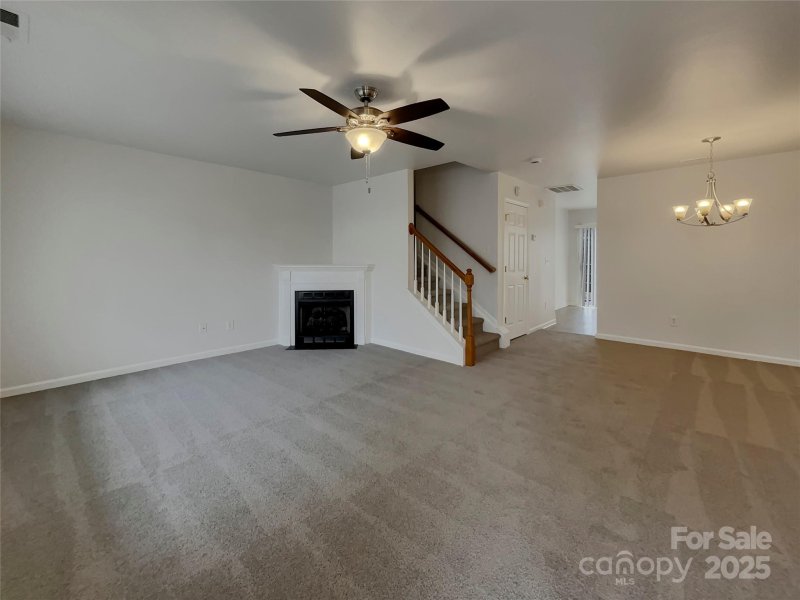 Property image 3 of 725 Rock Lake Glen in Cole Creek, Fort Mill, SC 29715