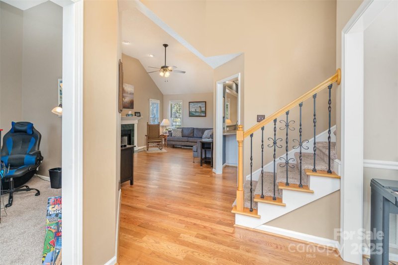 Property image 4 at 919 42nd Avenue Lane, Hickory, NC 28601