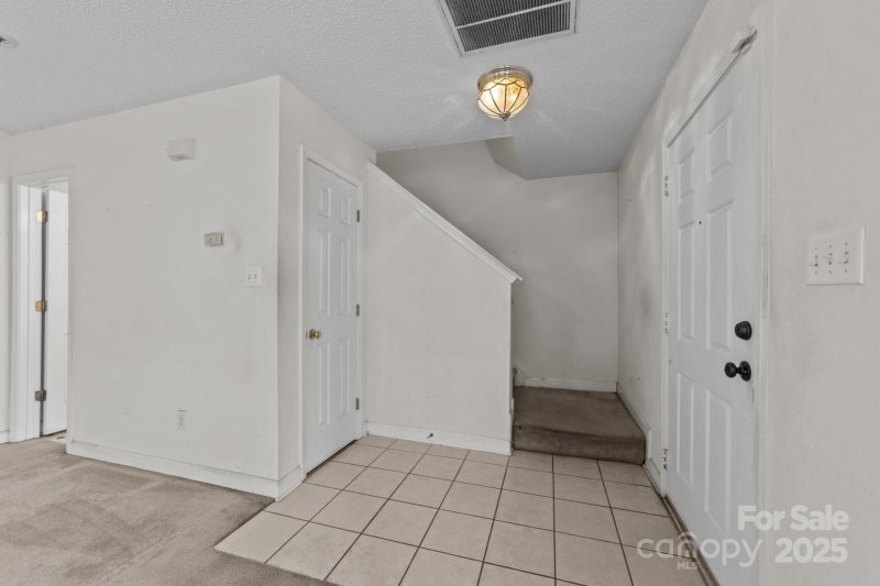 Property image 5 at 303 Cupped Oak Court, Charlotte, NC 28213