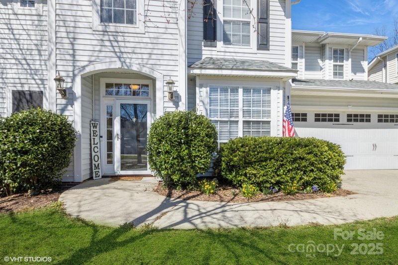 Property image 3 at 6816 Charter Hills Road, Charlotte, NC 28277