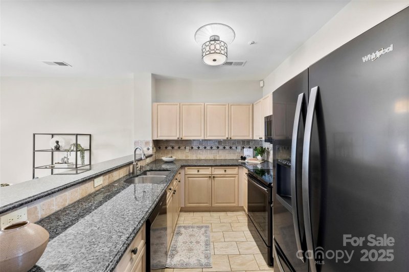 Property image 3 at 921 Northeast Drive, Davidson, NC 28036