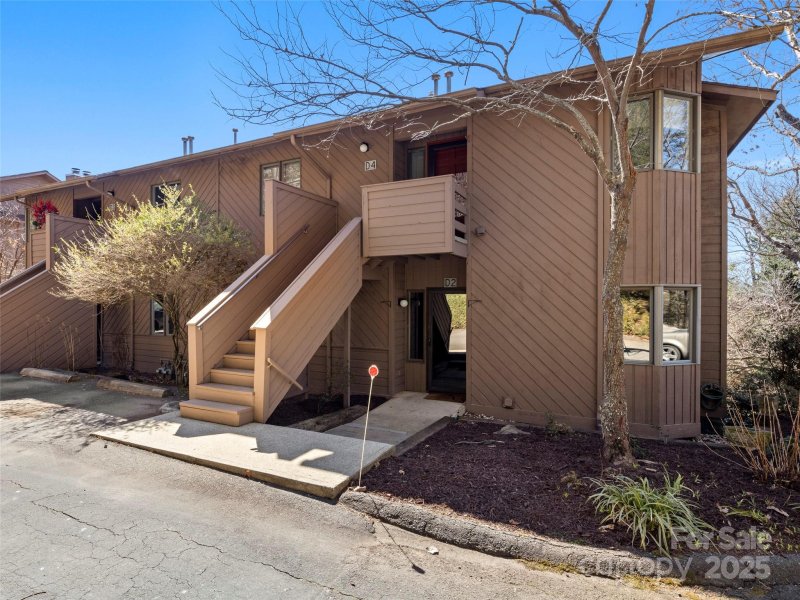 305 Piney Mountain Drive