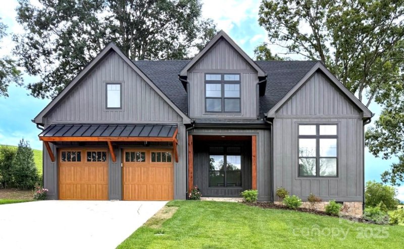 Property image 3 at 304 Mavrick Drive, Mills River, NC 28759