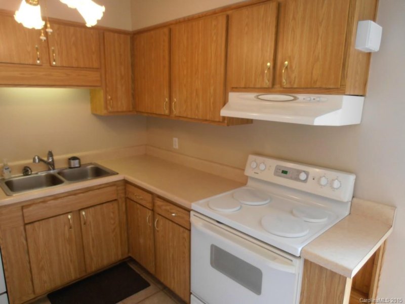 Property image 5 at 4520 Central Avenue, Charlotte, NC 28205