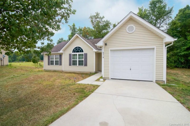 Property image 2 at 6319 Andrew Colten Court, Charlotte, NC 28214