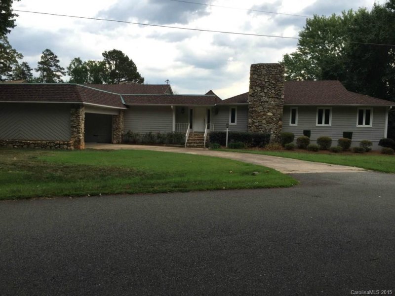 Property image 2 at 109 Winston Way Lane, Troutman, NC 28166