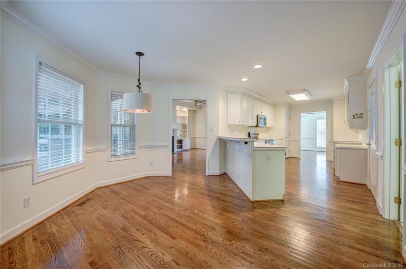 Property image 2 at 900 Weymouth Drive, Gastonia, NC 28056