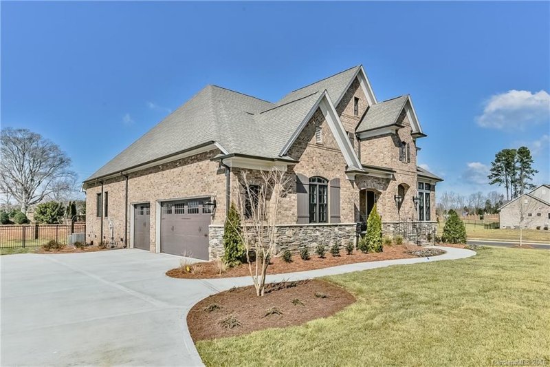 Property image 2 at 2104 Stonemeade Drive, Waxhaw, NC 28173