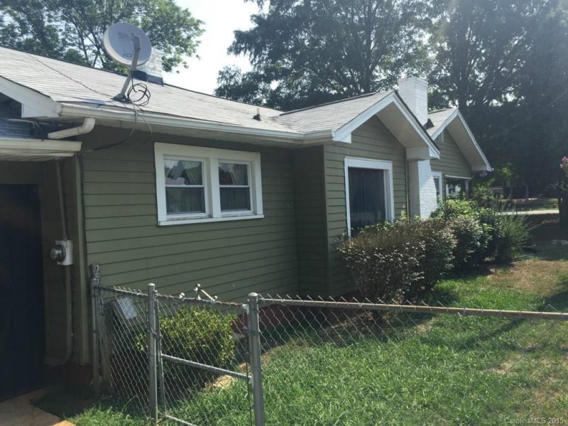 Property image 3 at 2530 Midland Avenue, Charlotte, NC 28208