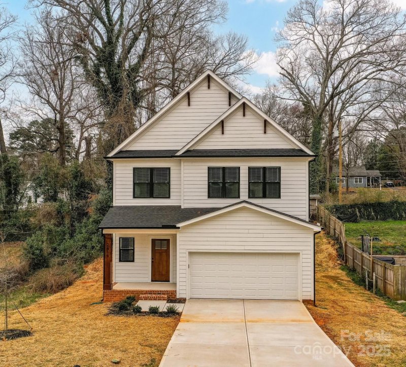 Revolution Park, Charlotte Community