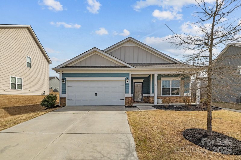 Property image 2 at 340 Crandon Road, Mount Holly, NC 28120