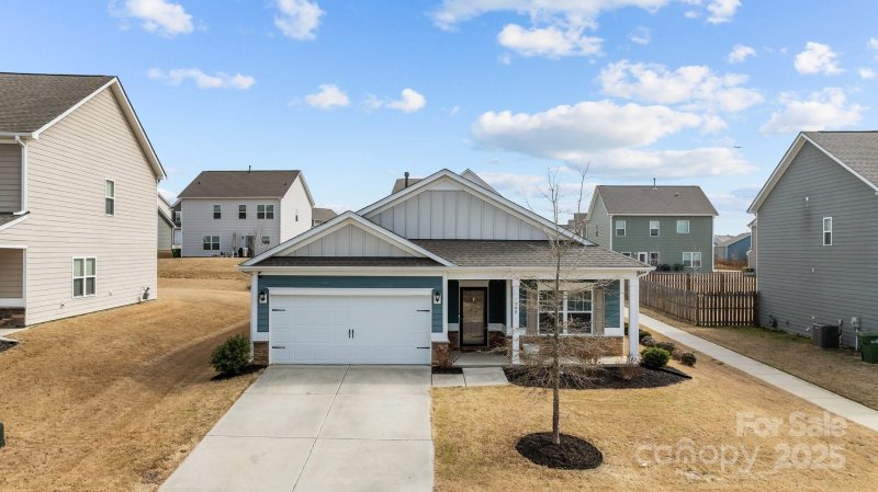 Property image 3 at 340 Crandon Road, Mount Holly, NC 28120