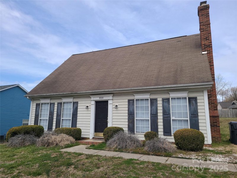 Property image 2 at 820 Yorkdale Drive, Charlotte, NC 28217