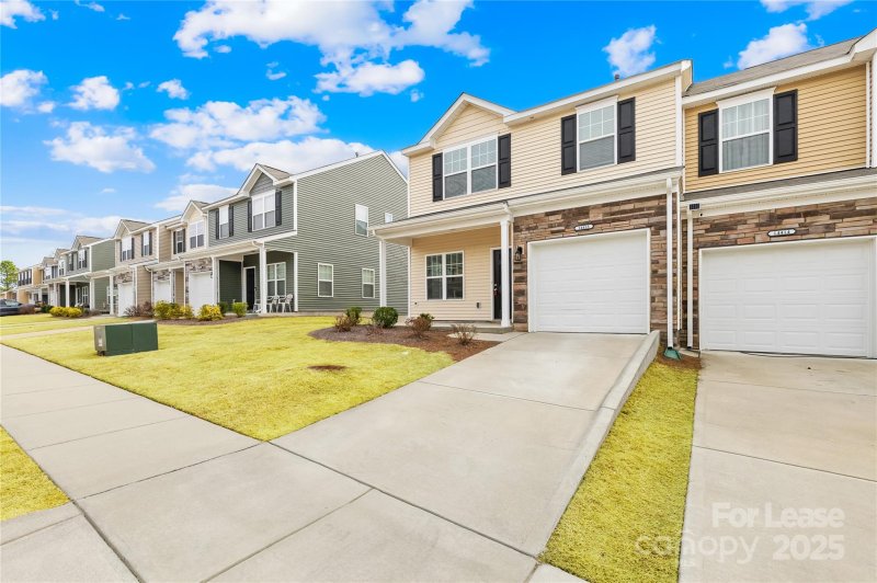 Property image 2 at 14418 Targert Lane, Charlotte, NC 28278