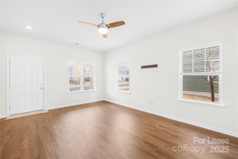 Property image 4 at 14418 Targert Lane, Charlotte, NC 28278