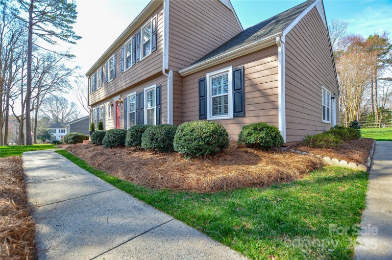 Property image 4 at 916 Somersby Lane, Matthews, NC 28105