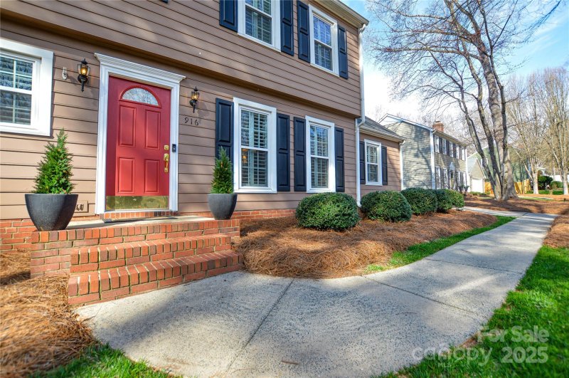 Property image 5 at 916 Somersby Lane, Matthews, NC 28105