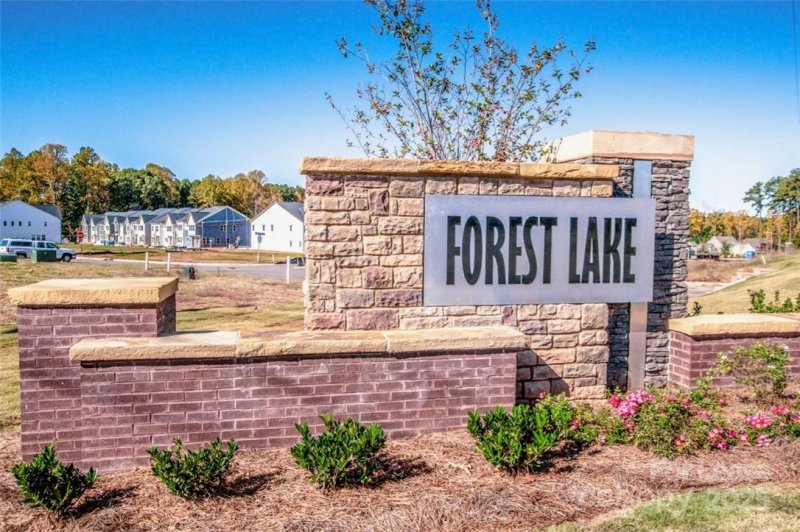 Property image 2 at 1270 Malvern Way, Mooresville, NC 28117