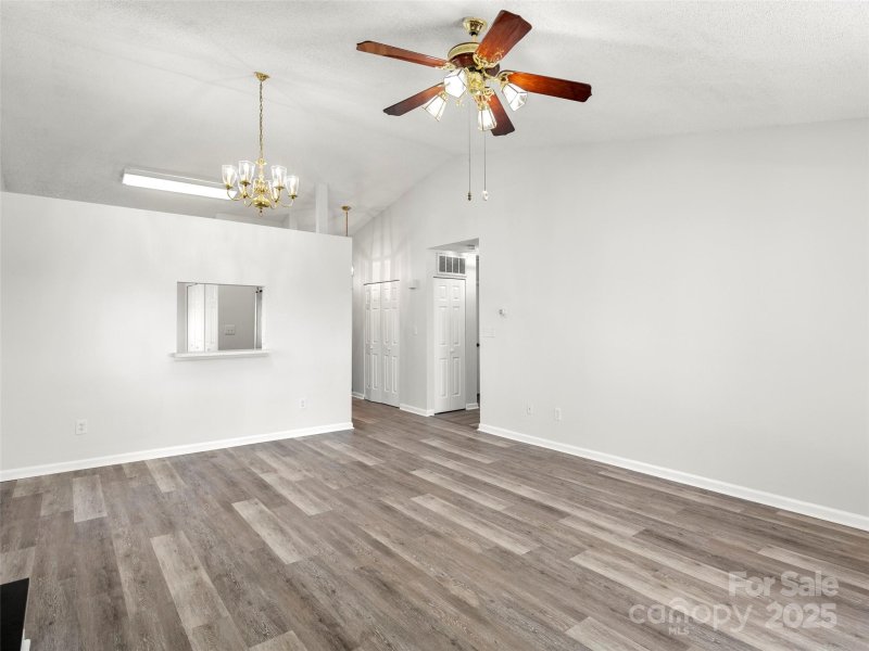 Property image 5 at 305 Piney Mountain Drive, Asheville, NC 28805