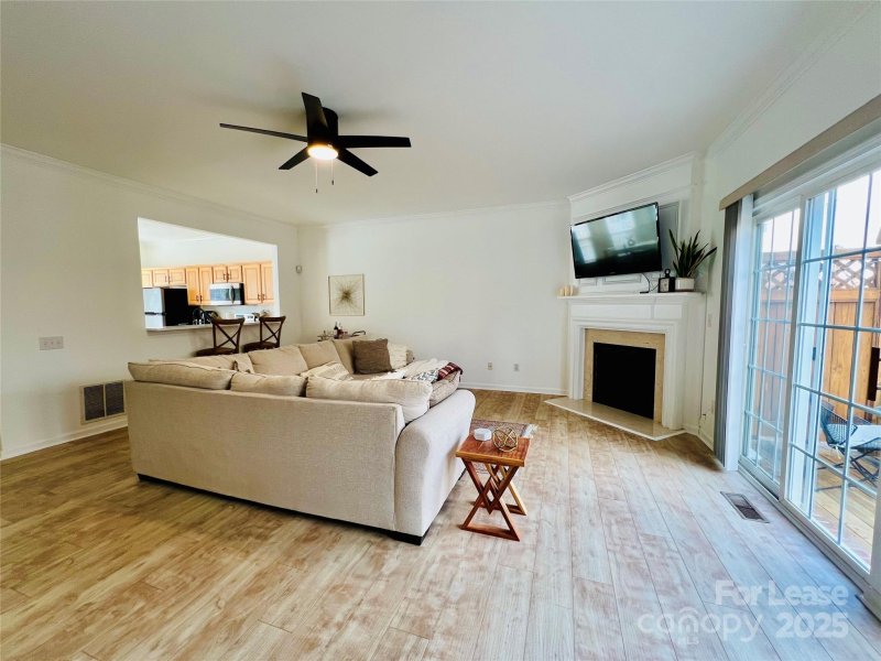 Property image 4 at 5533 Werburgh Street, Charlotte, NC 28209