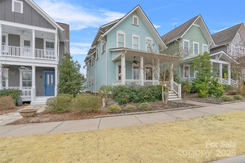 664 Bluff Loop Road
