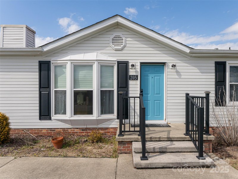 Property image 4 at 205 White Ash Circle, Hendersonville, NC 28739