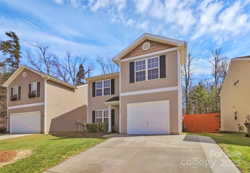 Property image 3 at 5830 Kelden Walker Lane, Charlotte, NC 28269