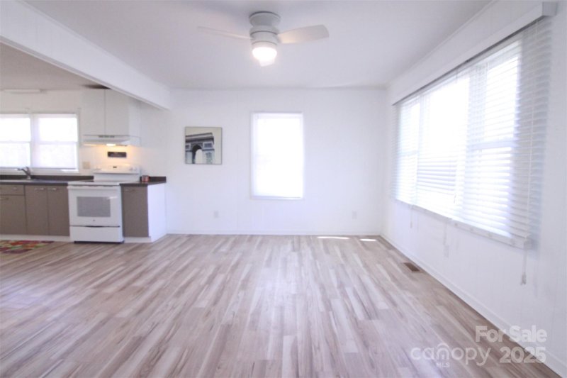 Property image 4 at 313 Nassau Place, Gastonia, NC 28052