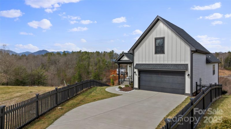 Property image 3 of 41 Alaskan Drive in The Ridge, Leicester, NC 28748