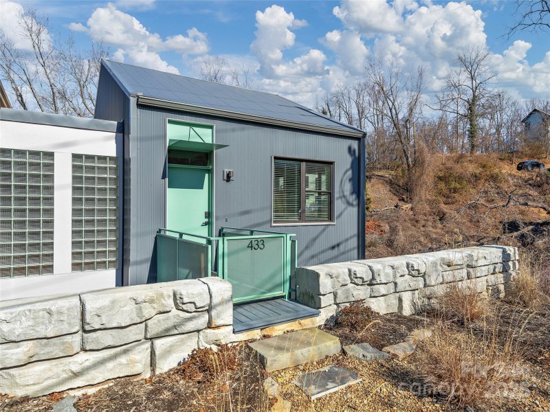 Property image 5 of 433 W Haywood Street in Chicken Hill, Asheville, NC 28801