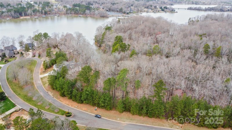 Property image 3 of 3224 Ashwood Park Drive in Reflection Pointe, Belmont, NC 28012