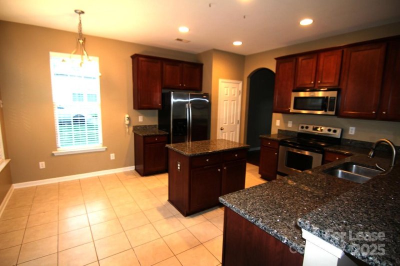 Property image 4 at 9819 Penn Station Drive, Cornelius, NC 28031