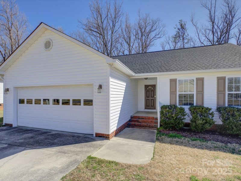 Property image 2 at 439 Berwick Drive, Rock Hill, SC 29730