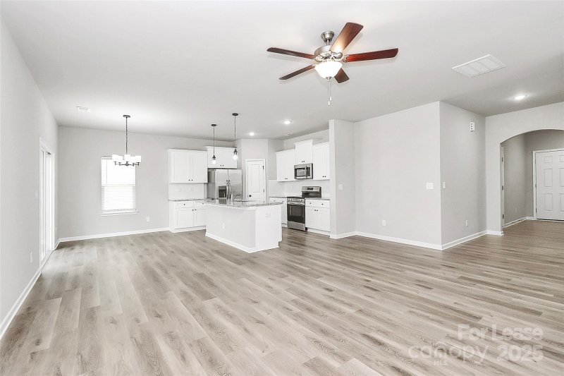 Property image 4 at 8208 Stonemere Lane, Charlotte, NC 28215